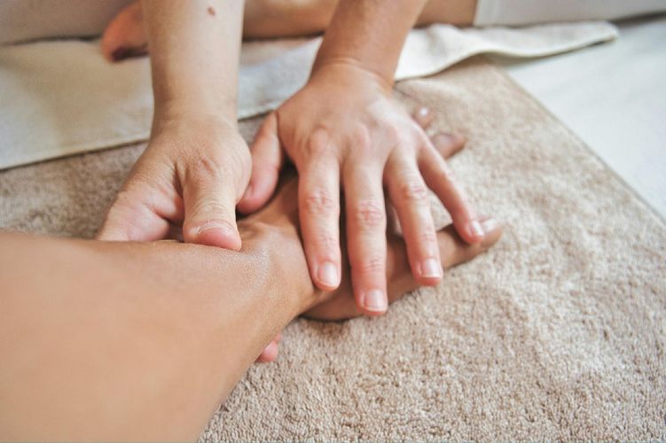 massage mains